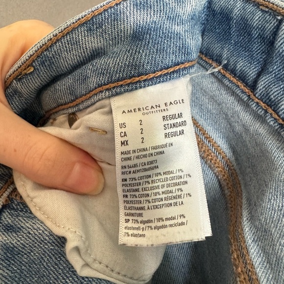 American Eagle Mom Jeans - Picture 3 of 3